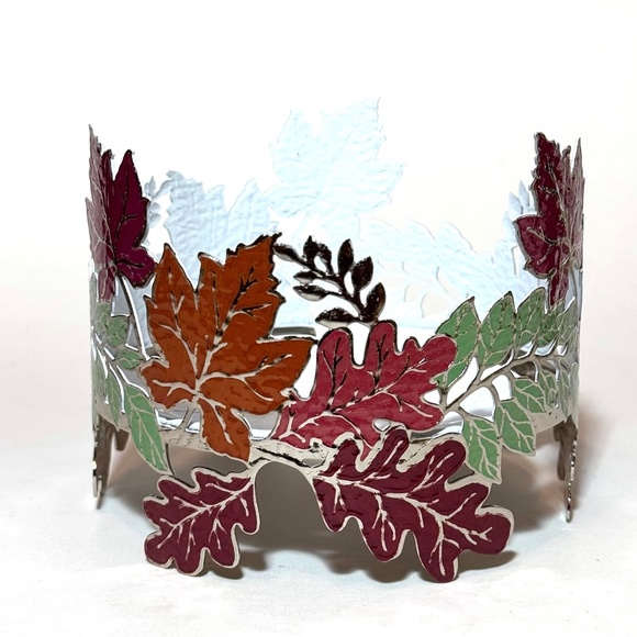 LEAF GARLAND Candle Holder - Picture 3 of 4